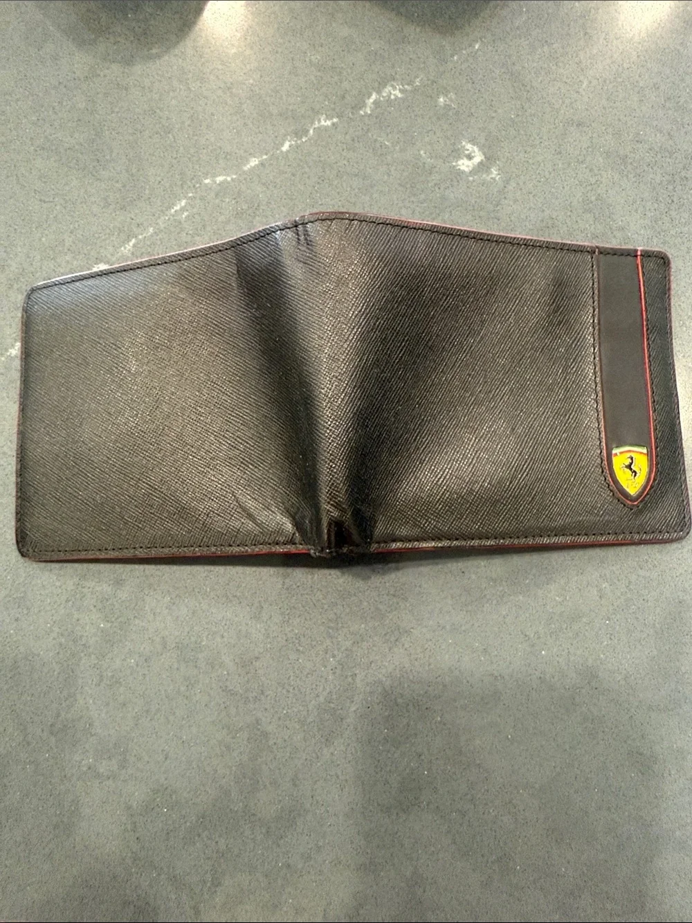 Ferrari men’s bifold